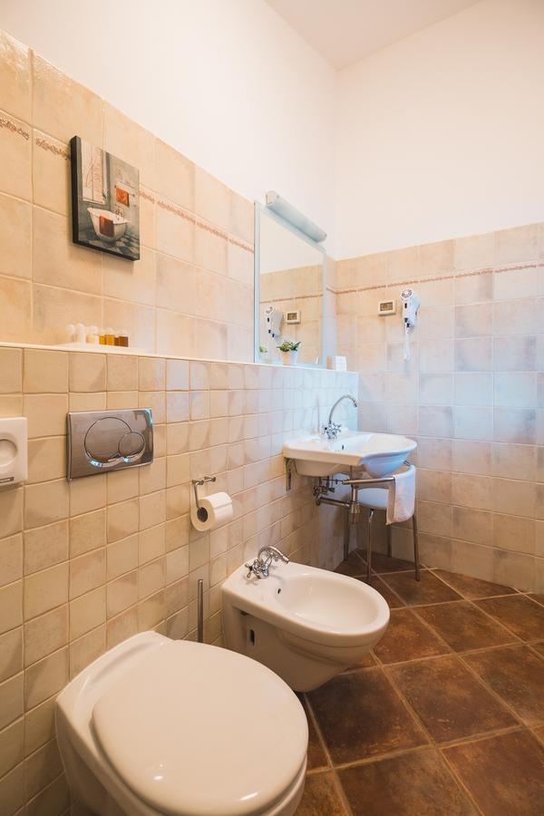 B&B Palazzo Angelica Adults Only Oprtalj Esterno foto
